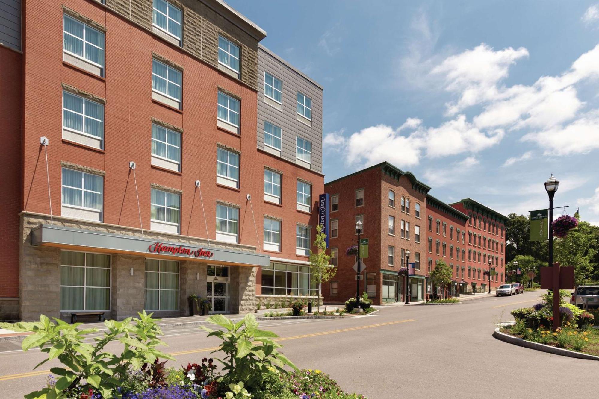 Hampton Inn, St. Albans Vt Ngoại thất bức ảnh